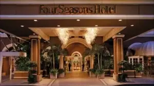 Four Seasons Hotel 
